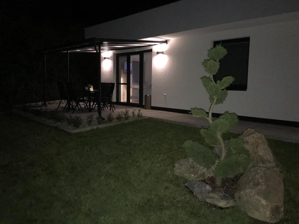 Hauslipno Bungalov Na Lipne Lipno nad Vltavou Exteriör bild